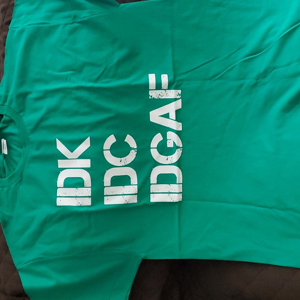 CUSTOM MADE TSHIRTS